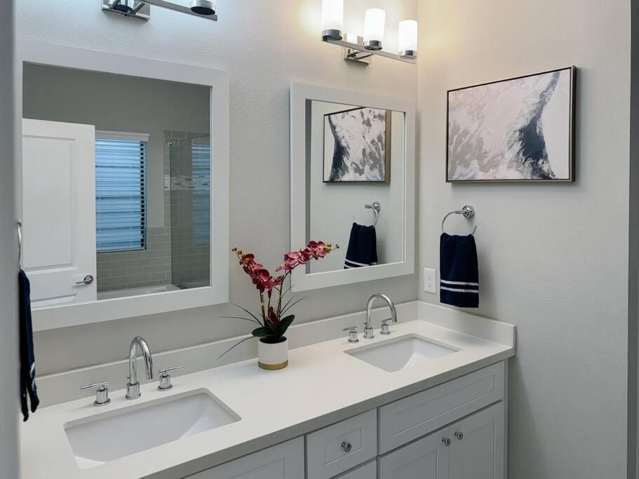 Downtown Houston Haven Villa Exterior photo